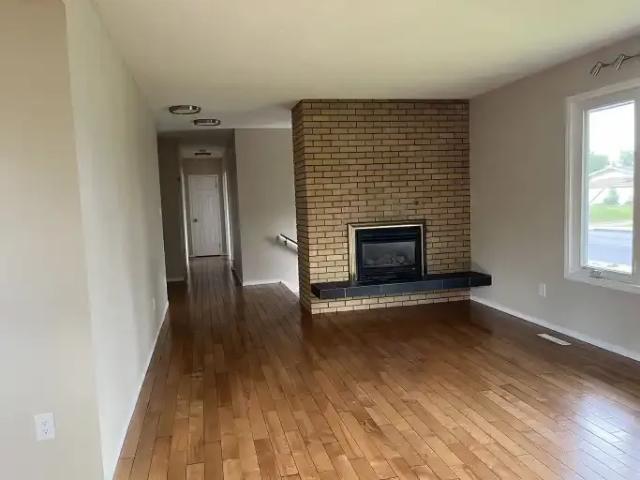 House for rent in Wedgewood, Alberta