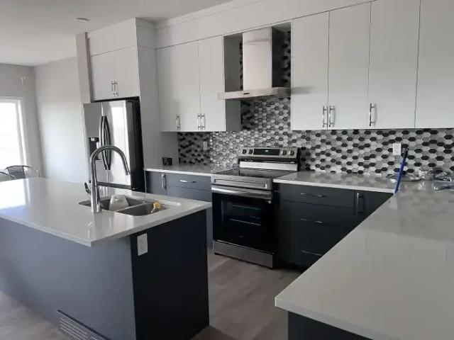 House for rent in Lymburn, Edmonton