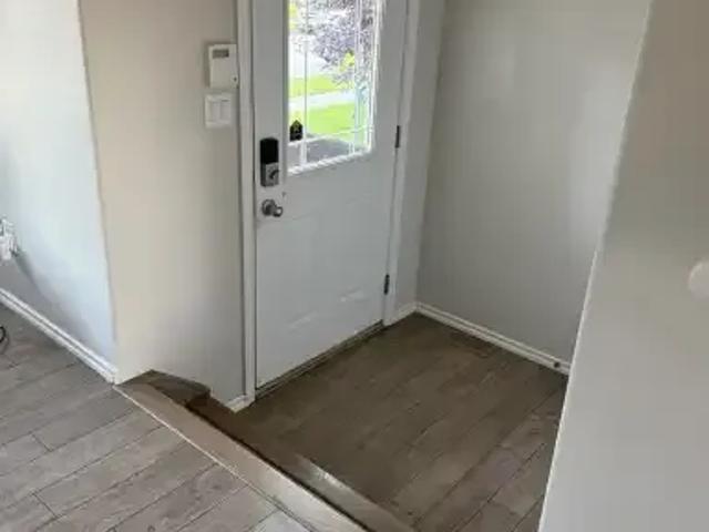 House for rent in Wedgewood, Alberta