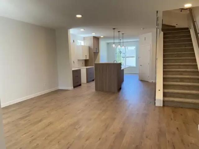 House for rent in Wedgewood, Alberta