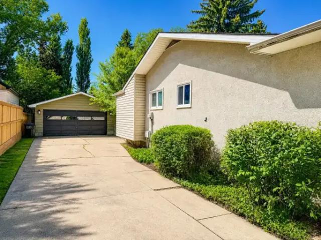 House for rent in Wedgewood, Alberta