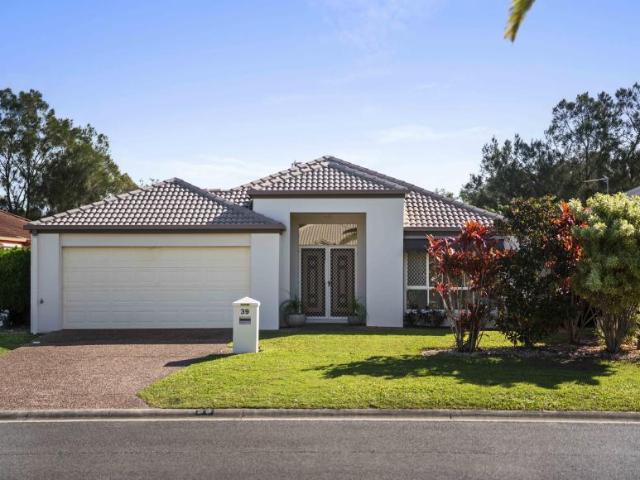 House for sale in Fernbrook, Queensland