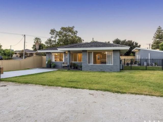 House for sale in Falcon, City of Mandurah