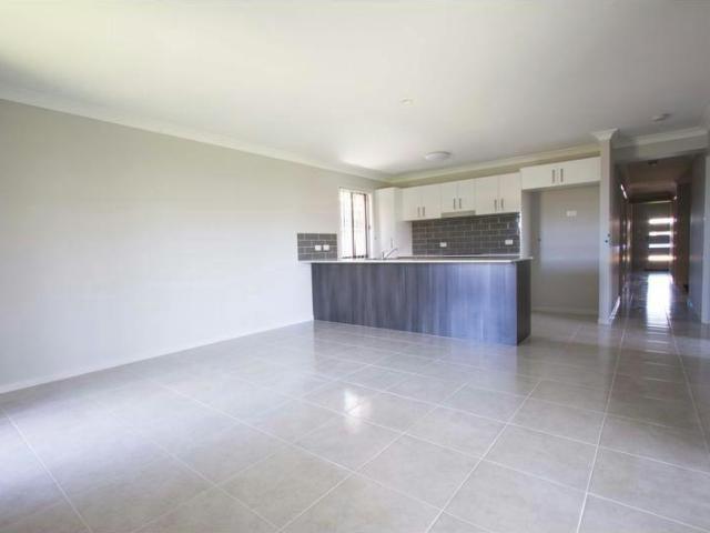 House for rent in Newcastle, Newcastle-Maitland