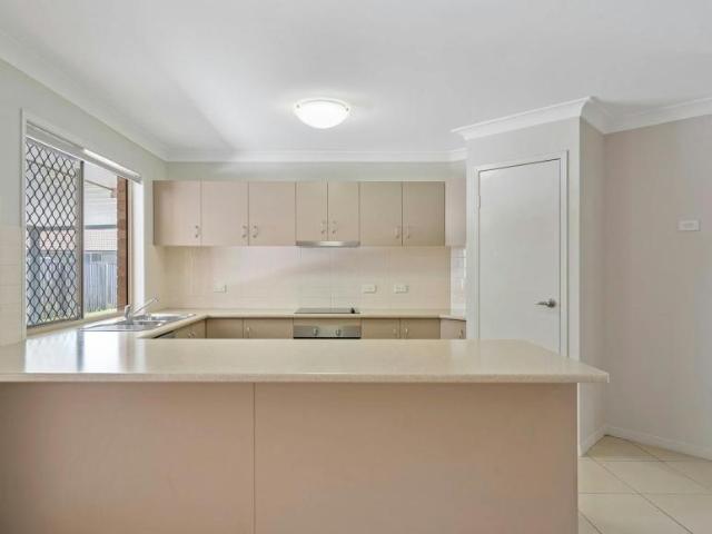 House for sale in Honeywood, Fernvale