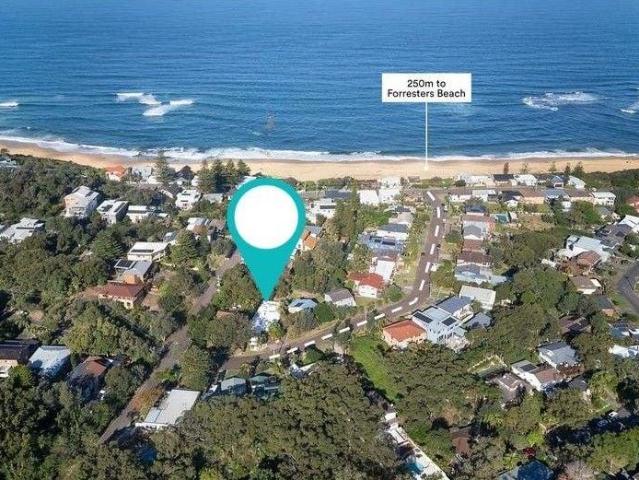 House for sale in Forresters Beach, Central Coast Council