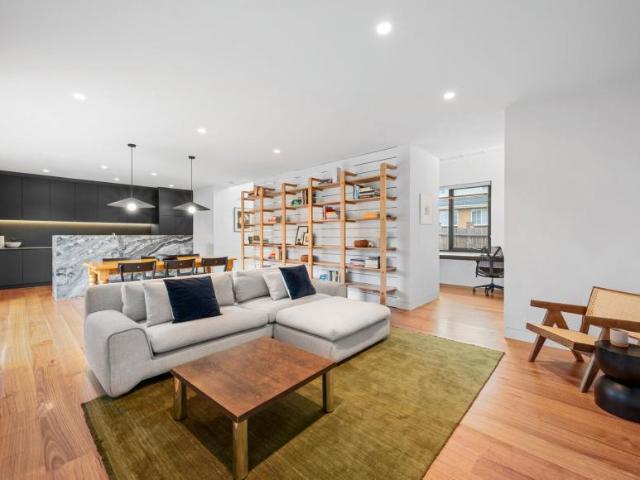 House for sale in Olivers Hill, Melbourne