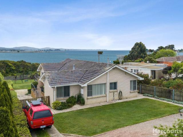 House for sale in George Town