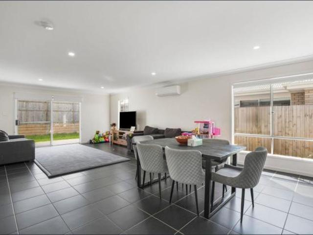 House for rent in Greenbank, Greater Brisbane