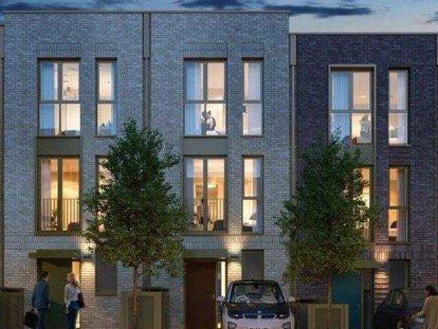 House for sale in Greenwich