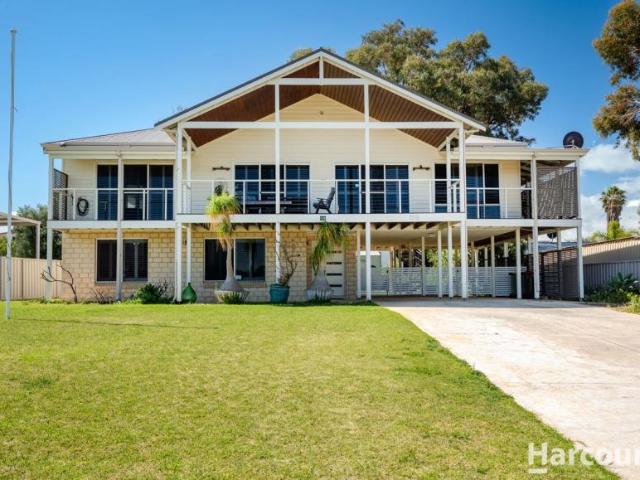 House for sale in Guilderton, Shire Of Gingin