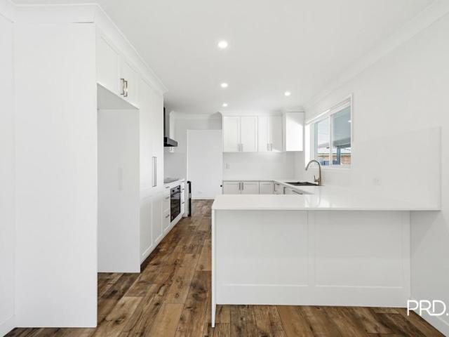 House for rent in Hawkesbury Heights, Blue Mountains City Council