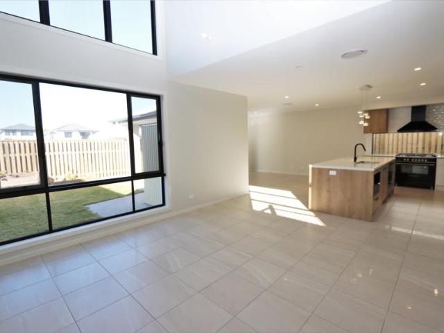 House for rent in The Surrounds (Under Construction), Gold Coast City