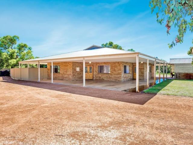 House for sale in Henley Brook, City of Swan