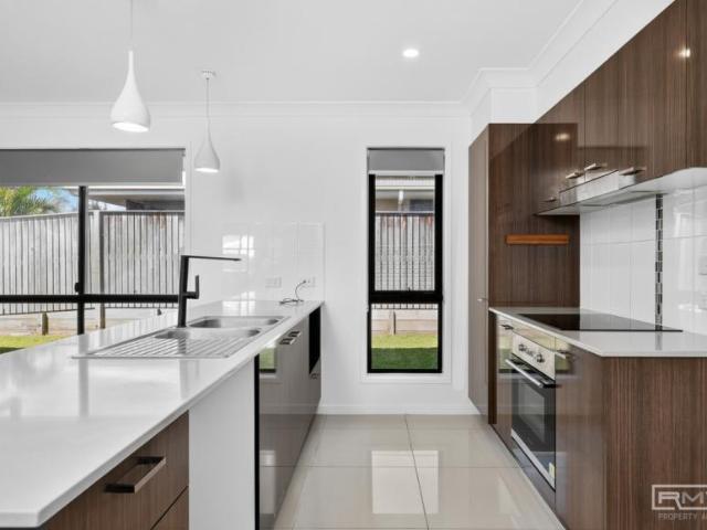 House for sale in Hidden Valley, Queensland