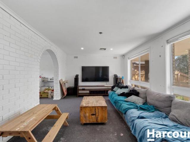 House for sale in Mossfiel, Melbourne