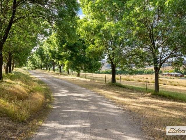 House for sale in Huon Creek, City of Wodonga