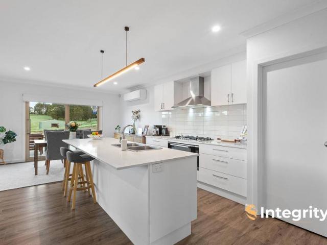 House for rent in Kinglake West, Victoria