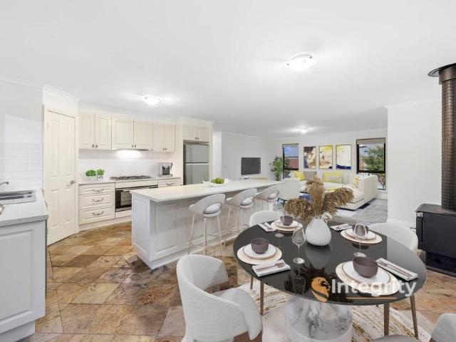 House for rent in Kinglake West, Victoria