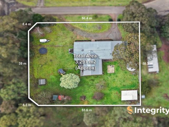 House for rent in Kinglake West, Victoria
