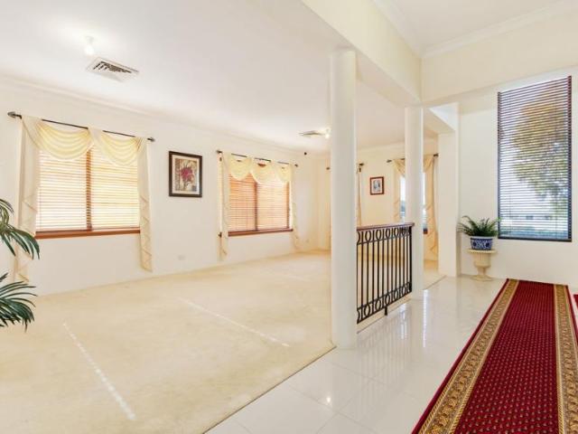House for sale in Kinross, Western Australia
