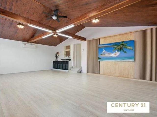 House for sale in Lethbridge, Victoria
