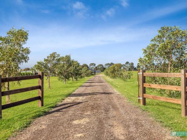 House for sale in Lockwood South, Victoria