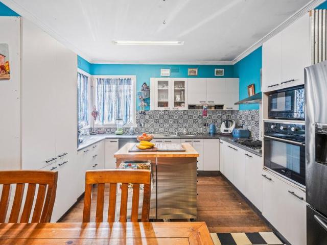 House for sale in Long Gully, Bendigo