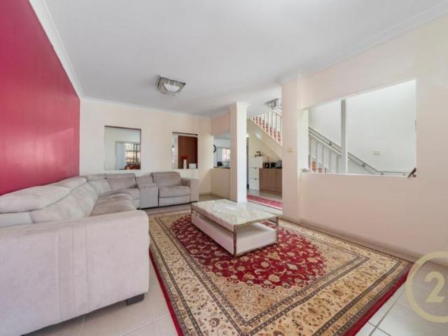 House for sale in Lurnea, New South Wales