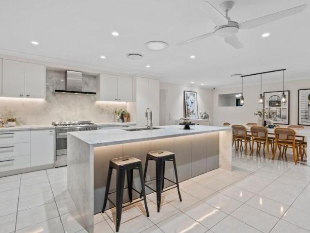 House for sale in Manly West, Greater Brisbane