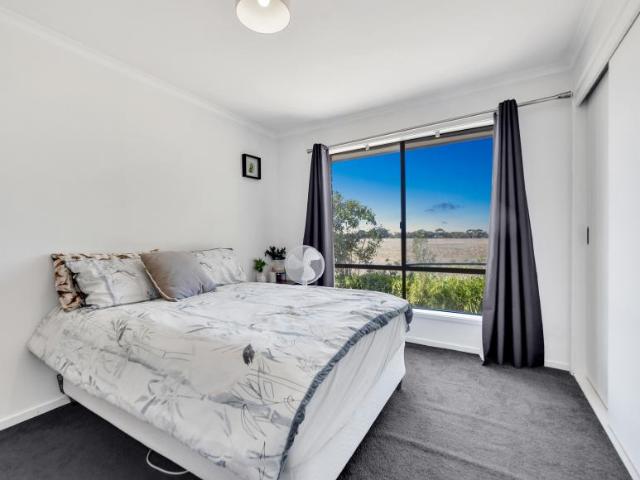 House for sale in Marcus Hill, Victoria