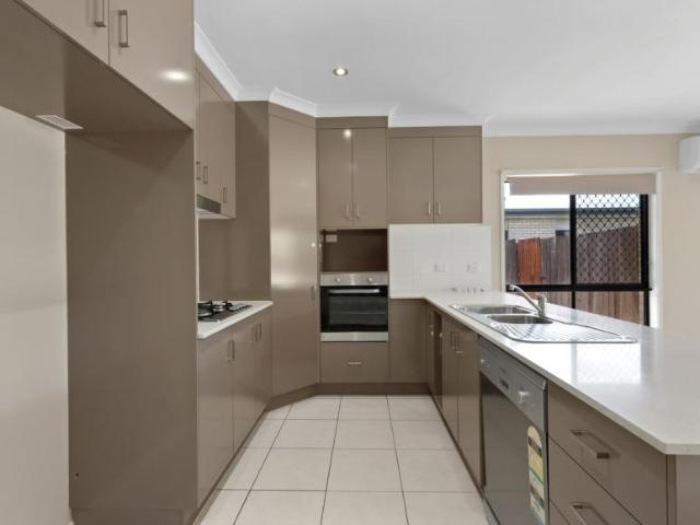House for sale in Marian