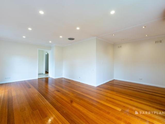House for rent in Meadow Heights, Melbourne