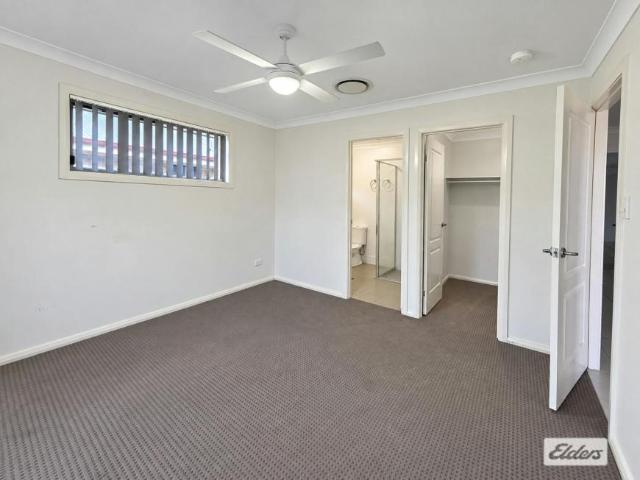 House for sale in Miles