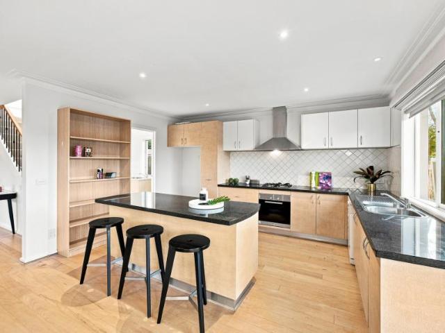 House for sale in Mont Albert, Melbourne