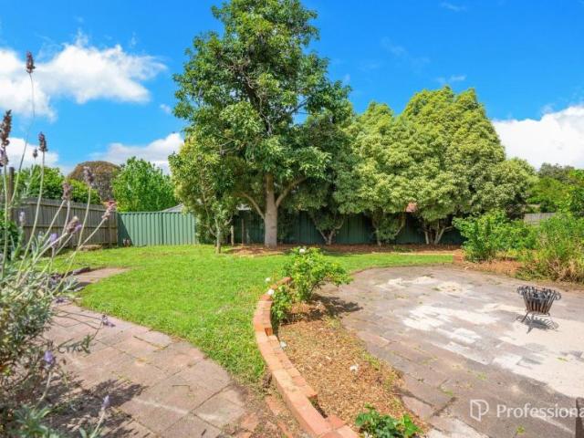 House for sale in Painted Hills Estate, Melbourne