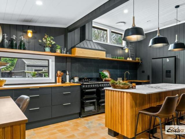 House for sale in Moto, Mid-Coast Council