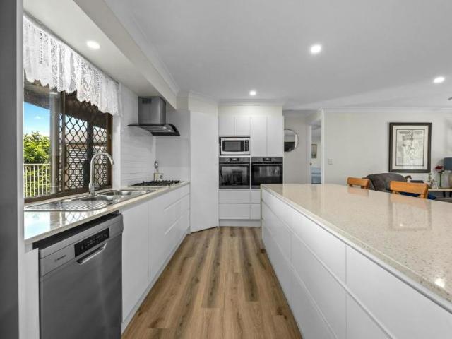 House for sale in Mount Tarampa, Somerset Regional