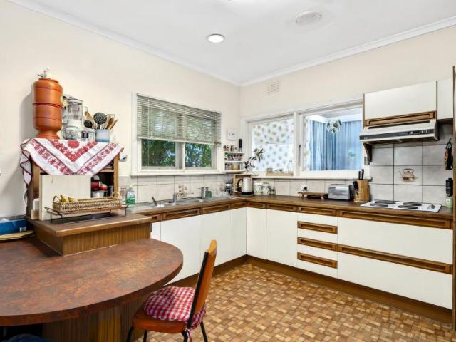 House for sale in Mount Waverley, Melbourne
