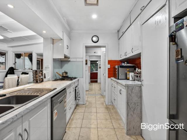 House for sale in Mount Waverley, Melbourne