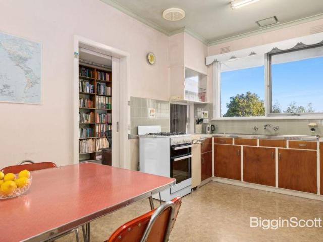 House for sale in Mount Waverley, Melbourne
