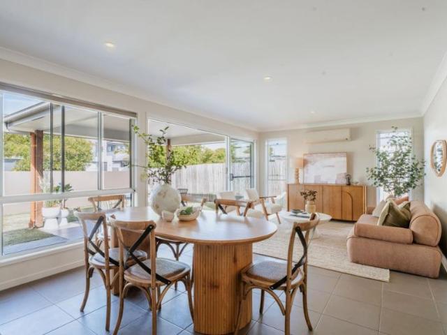 House for sale in Mountain Creek, Sunshine Coast Regional