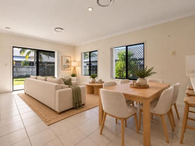House for sale in Mountain Creek, Sunshine Coast Regional