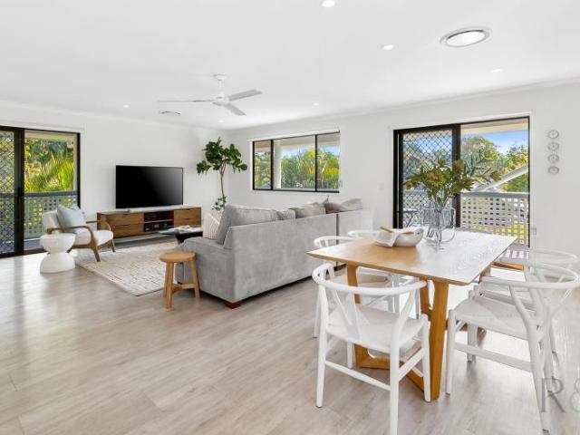 House for sale in Mountain Creek, Sunshine Coast Regional