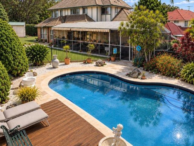 House for sale in Castle Hill, Greater Brisbane