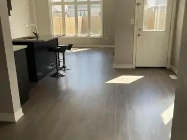 House for rent in Niagara Falls, Golden Horseshoe