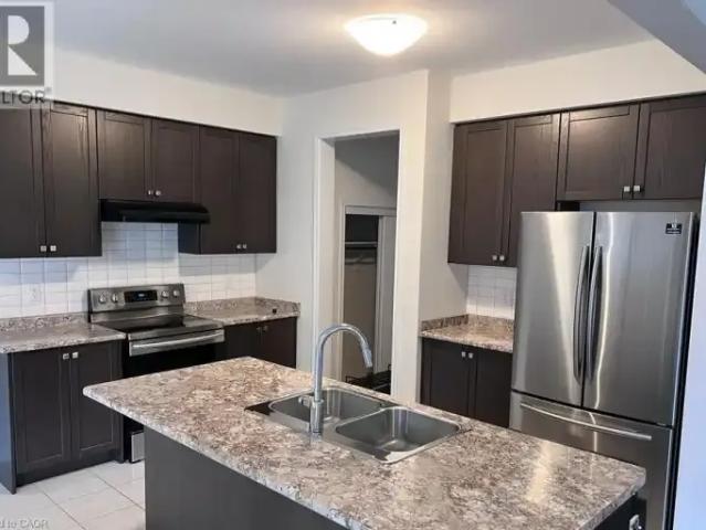 House for rent in Niagara Falls, Golden Horseshoe
