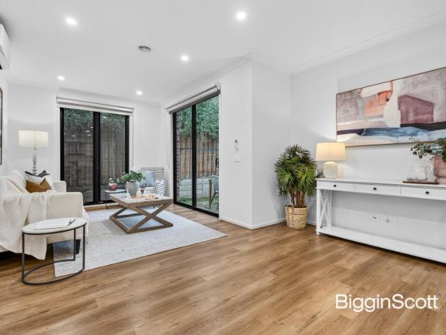 House for sale in Notting Hill, Melbourne