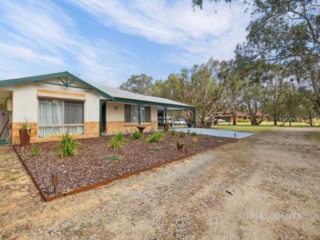 House for sale in Oakford, Shire of Serpentine-Jarrahdale