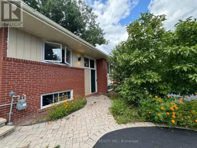 House for rent in Oakville, Ontario